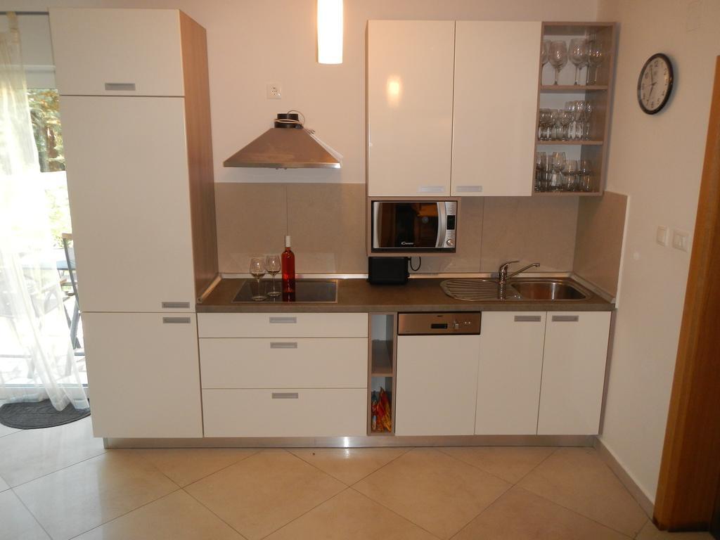Apartments Eva Malinska Bilik gambar